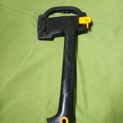 Fiskar 14inch Hatchet Axe