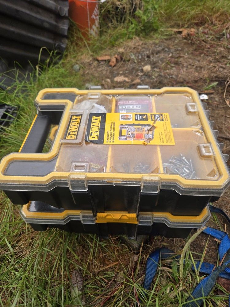 DeWalt Organizers