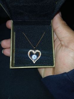 Brand new women's necklace