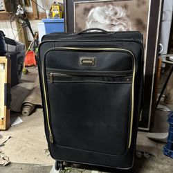 Large Airport Luggage By American Tourister