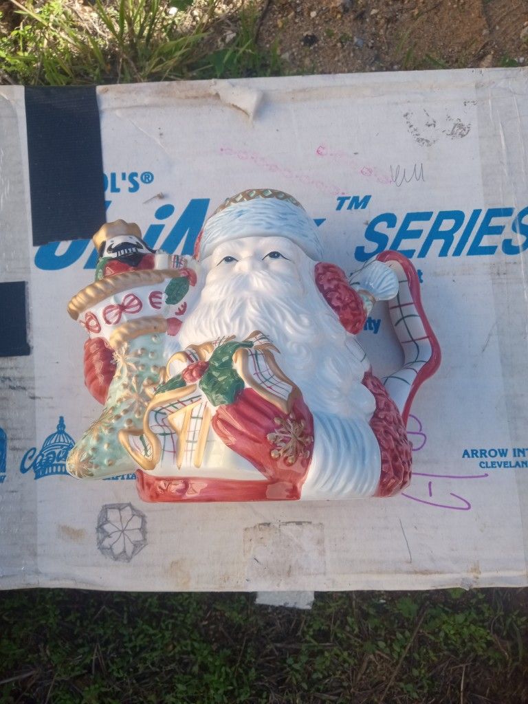 Vintage Santa Teapot