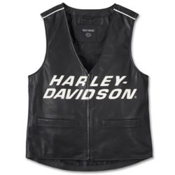 NEW Harley-Davidson Men's Medium Factory Leather Vest 