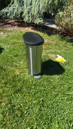 Simple Human Garbage Can