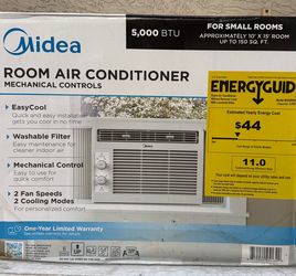 Midea 5,000 BTU 150 Sq ft Window Air Conditioner
