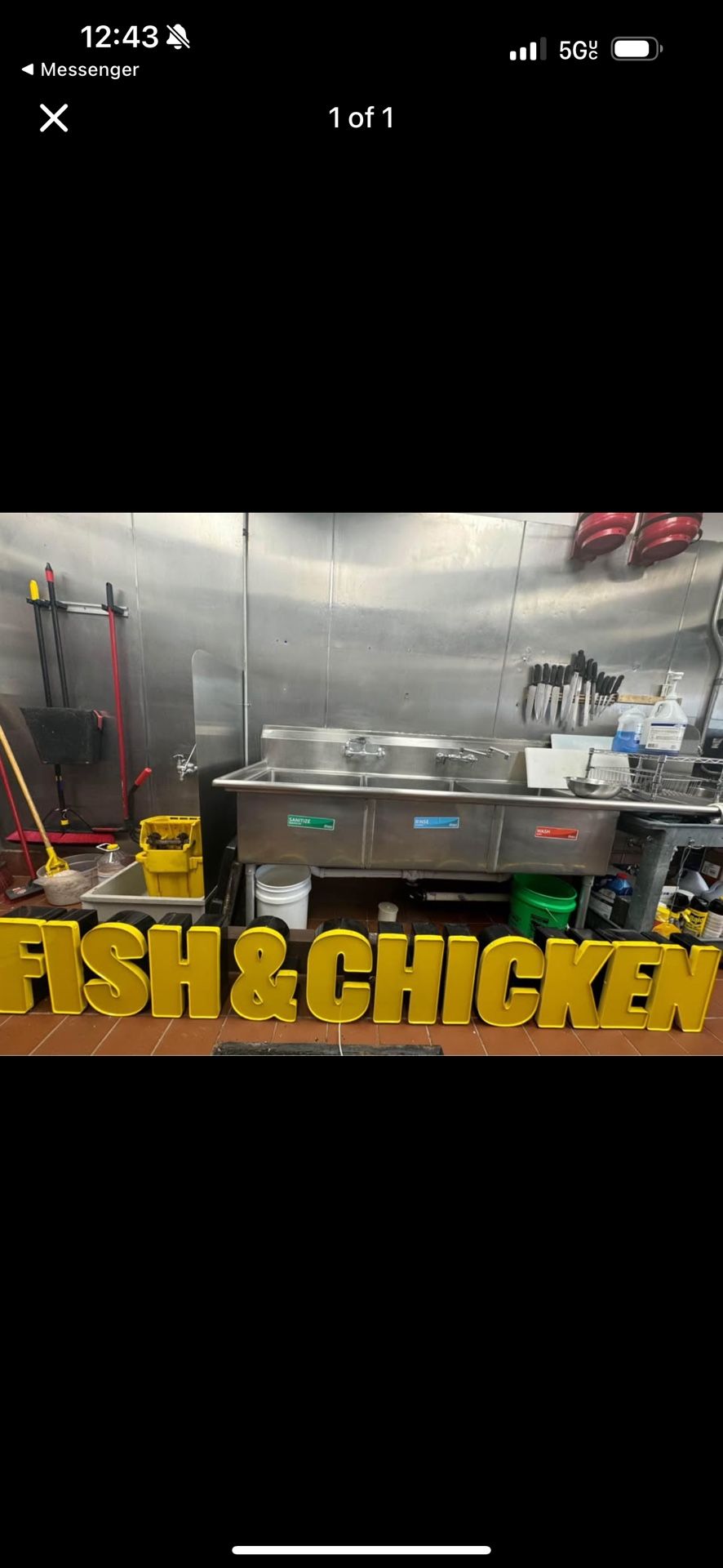 Fish & Chicken Sign