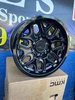17” METHOD MR322 Set of 4 Wheels  Brand New In Box