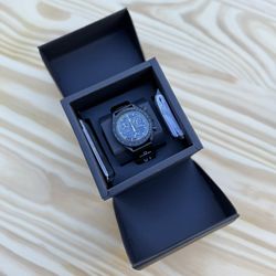 Swatch X Omega MoonSwatch New Moon - Black Snoopy 