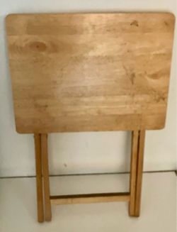 25" Tall Wood Natural Color Folding Carrying Table