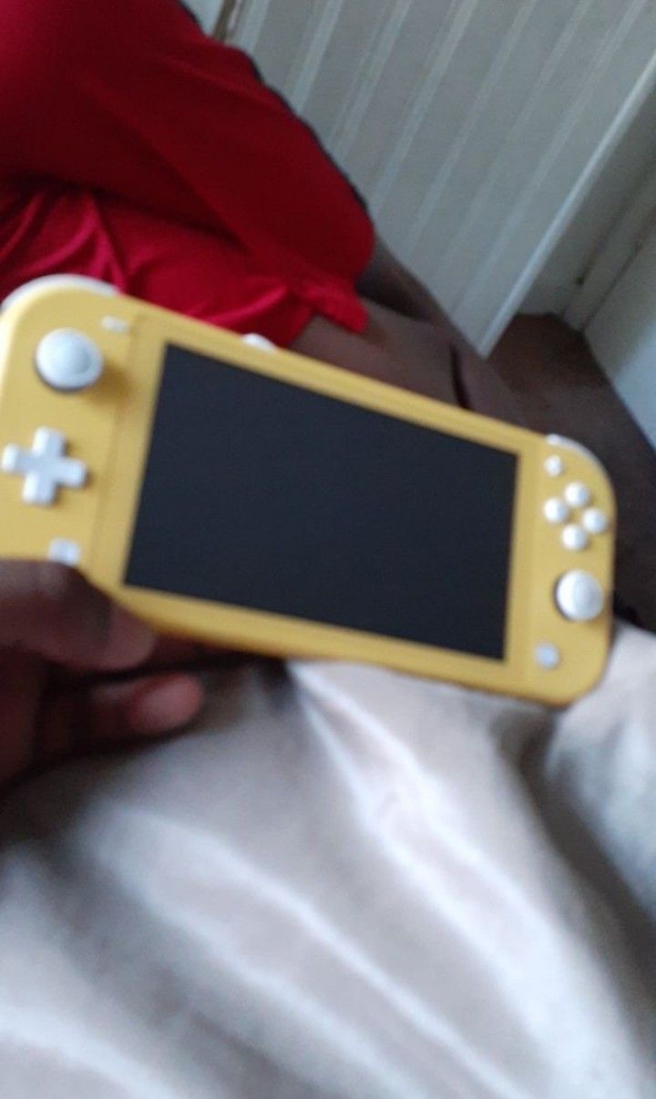 Nintendo switch yellow