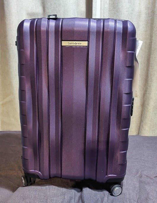 Samsonite "Ziplite 5.0" Hardshell Spinner Luggage 24" *NWT*
