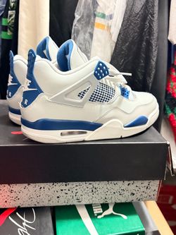 Air Jordan 4 Retro Military Blue Sneakers