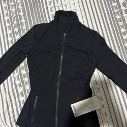 lululemon define jacket in black size 4 