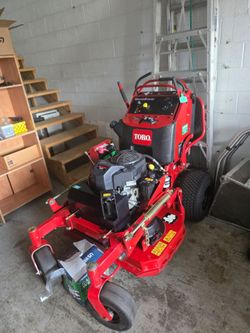 36" Toro Grandstand 15hp Kaw. Engine