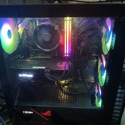 PC ( LOOKING TO TRADE FOR DJ EQUIPMENT/ SPEAKERS/ STROBE LIGHTS 