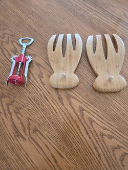 Bamboo Salad Hands + Italian Red Wing Corkscrew