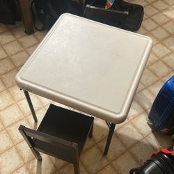 Table With 2 Kids Chairs