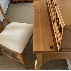 Thomasville Writing Desk W Chair 