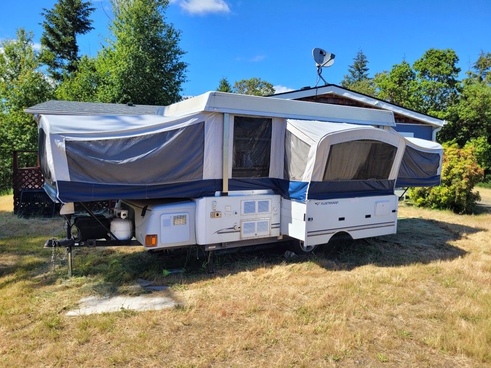 2007 Fleetwood Americana