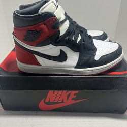 Air Jordan 1 Retro High 'Satin Black Toe Wmns SZ 11