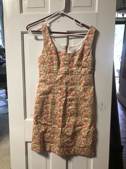 Great summer dresses!! Most never worn. Sizes S/M