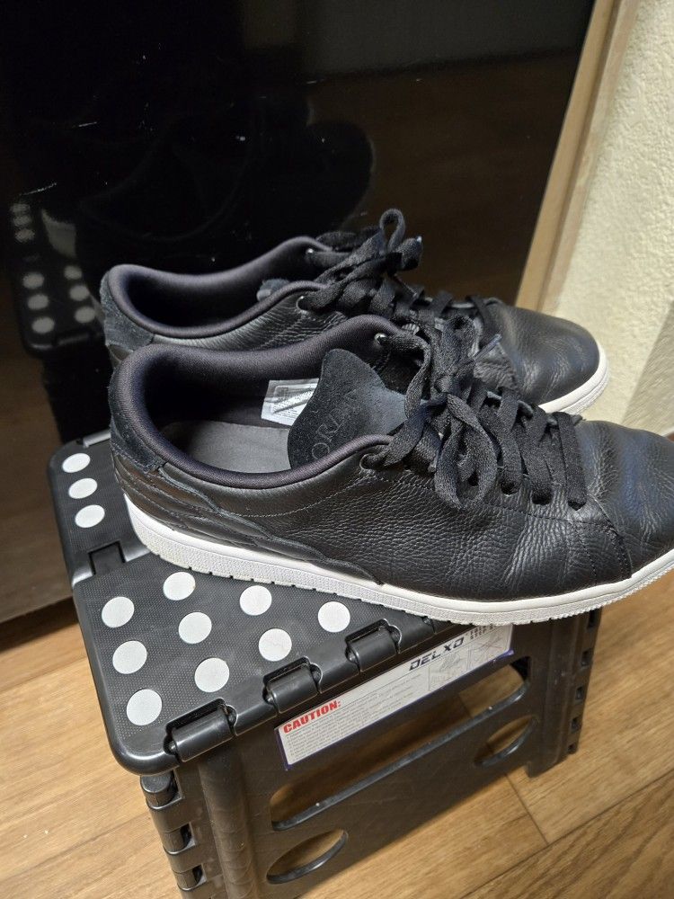 Air Jordan 1 Centre Court Black