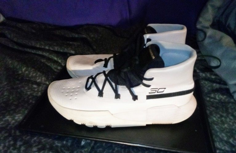 Steph Curry Under Armour Retros white