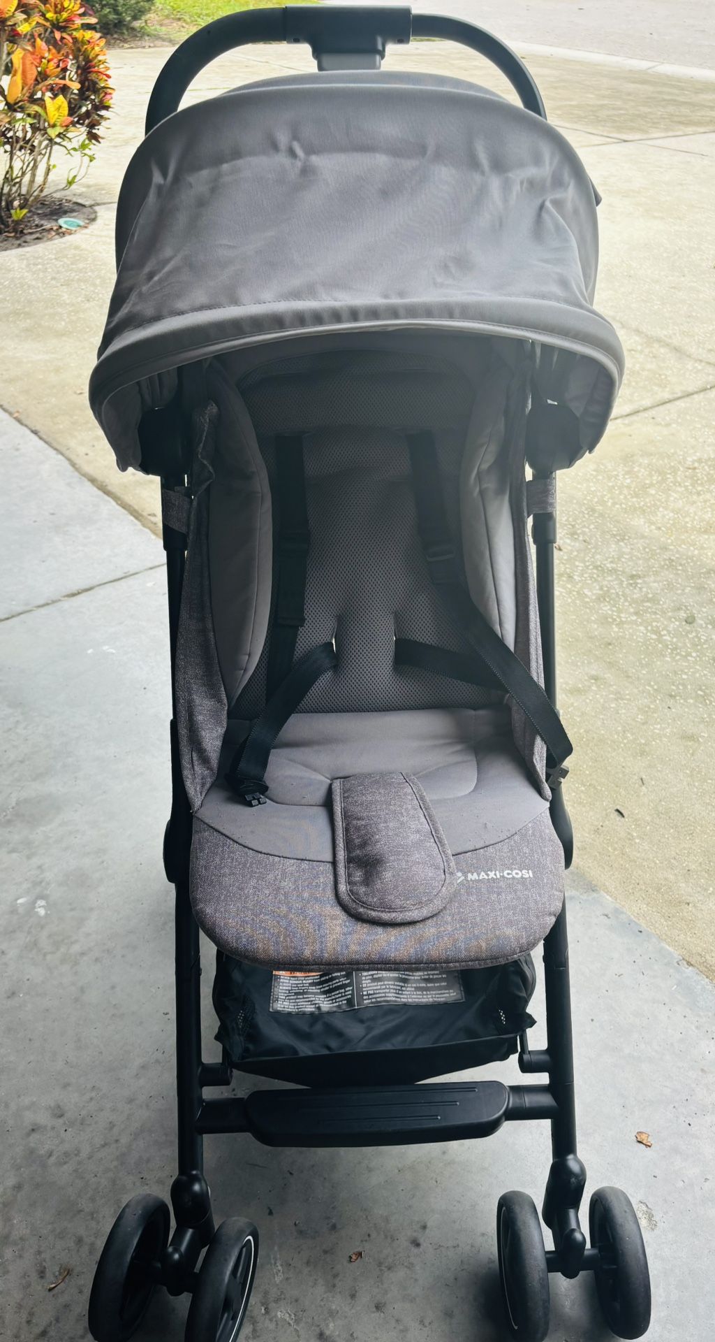 Maxi Cosi Travel Stroller