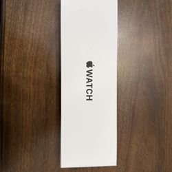 Apple Watch SE 3 44mm LIKE NEW – GPS