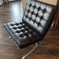 Modern Leather Chair