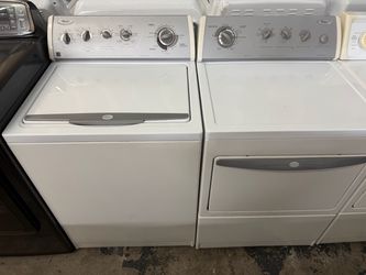 Whirlpool Washer and Dryer Set