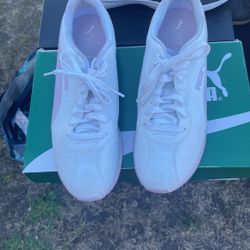 Pumas Size 11 In Women 