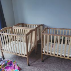 1 Baby Crib Left/ Selling It For $50