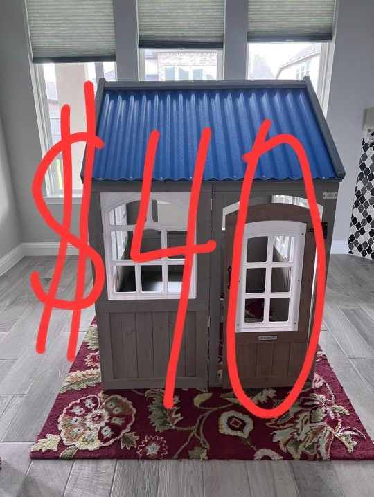 Kids Play House with window and door