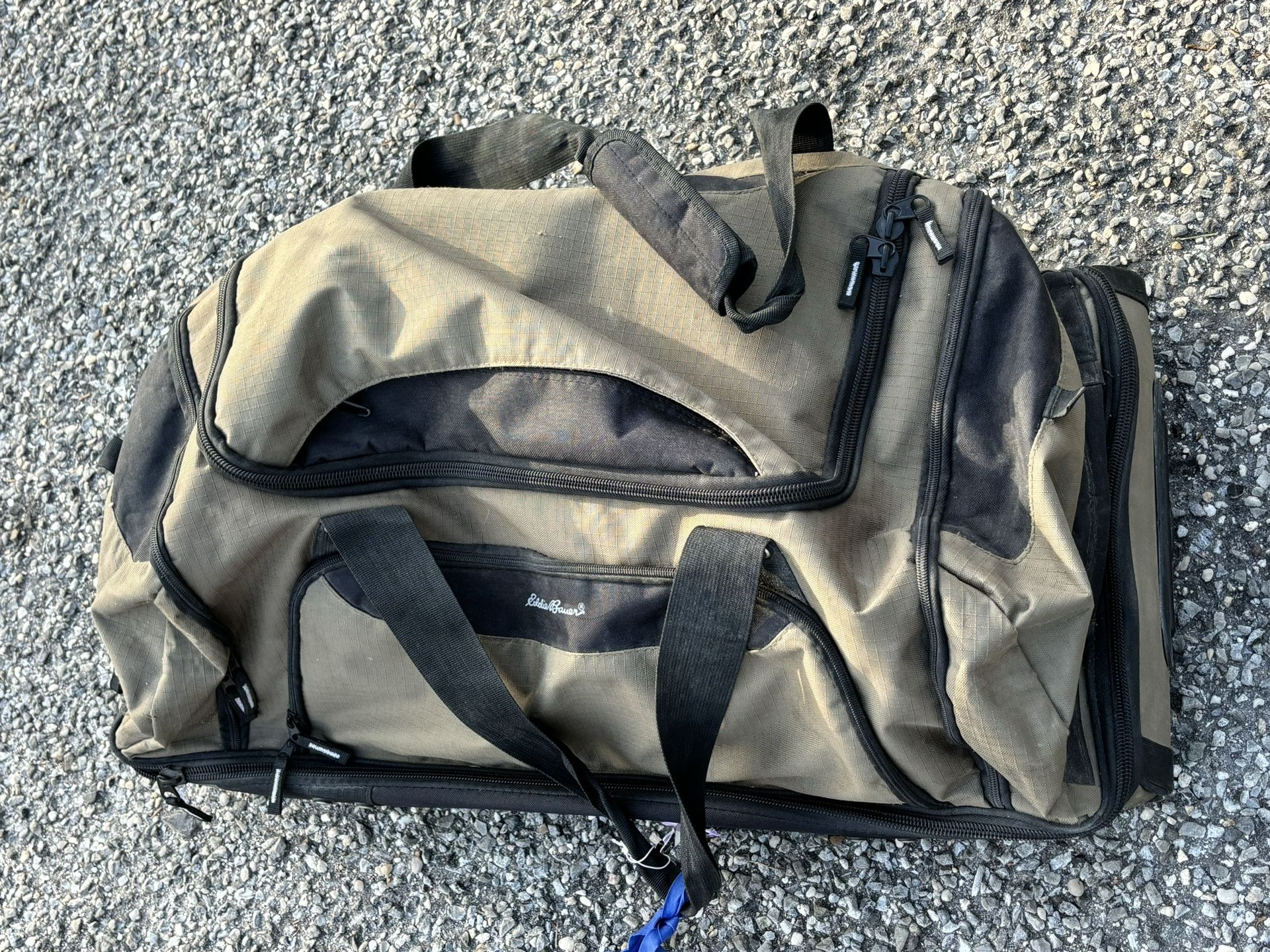VINTAGE EDDIE BAUER ROLLING LUGGAGE BAG
