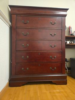 Drawer with Hidden Compartment