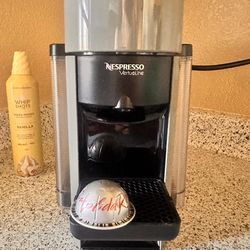 Nespresso veruoline Coffee Maker