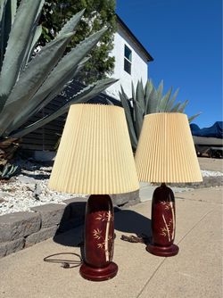 Vintage Mid Century Modern Maruni Lacquerware Table Lamps Occupied Japan Pair