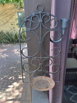Decorative Iron plant holder / candle holder