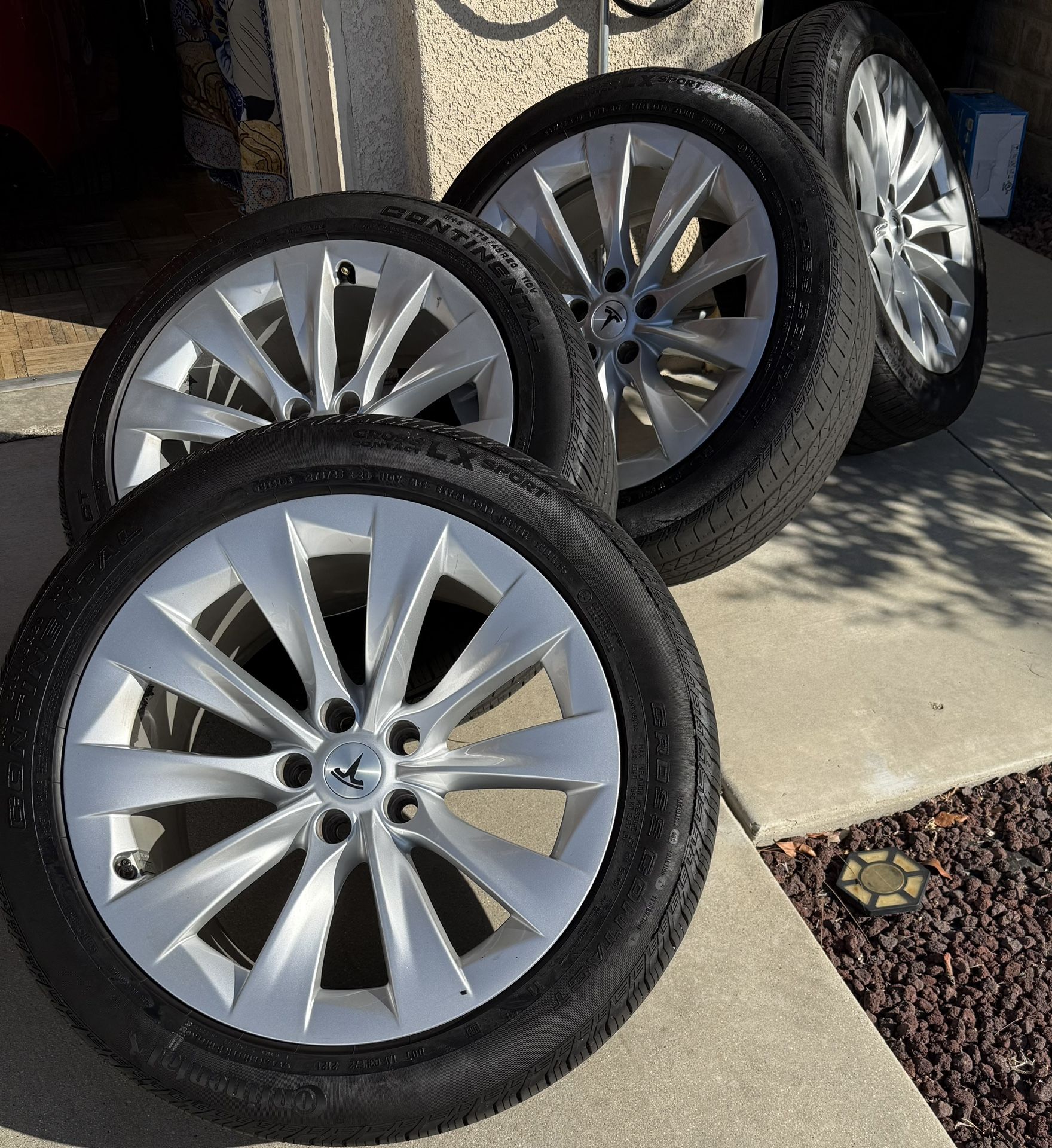 4 Tesla Model X Factory Original Wheels 20” Plus 4 Used Tires