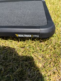 Tonneau cover for Ram 1500