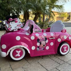 Minnie Mouse Car 