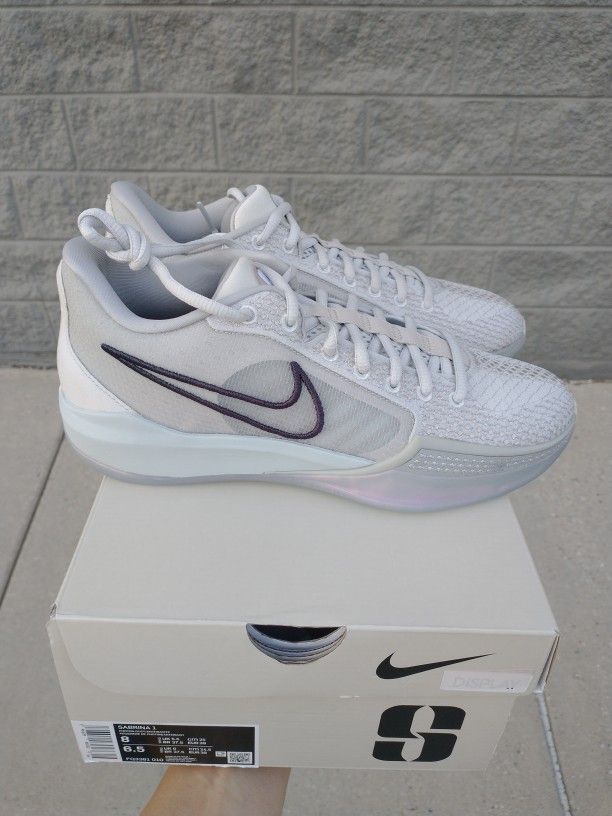 New Women's Nike Sabrina 1 Ionic Wmn Size 8