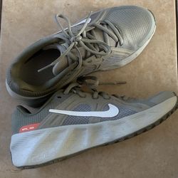 Nike Metro tek