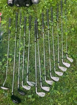 USED - Black Cat Lynx Stainless Steel. Right Handed.
