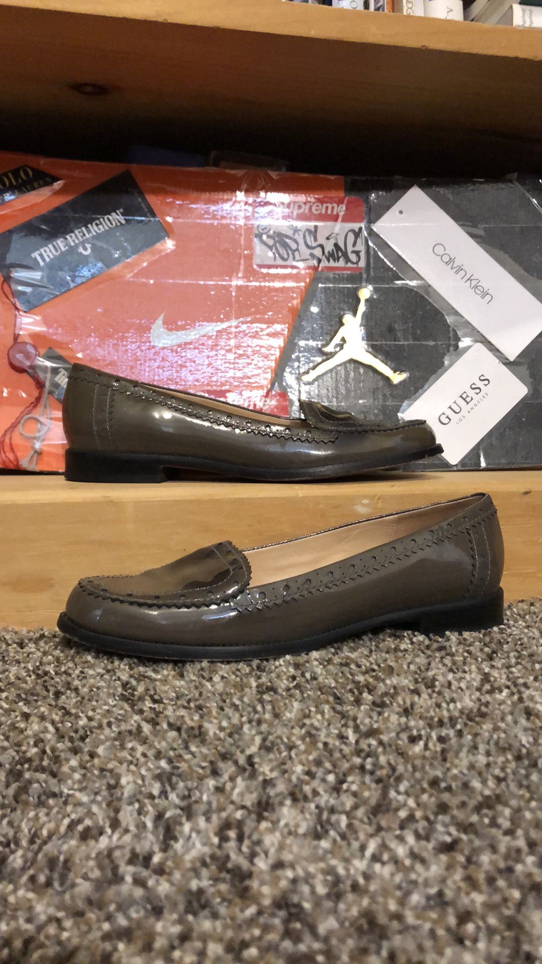 VIA SPIGA-women’s patent leather low heel flats