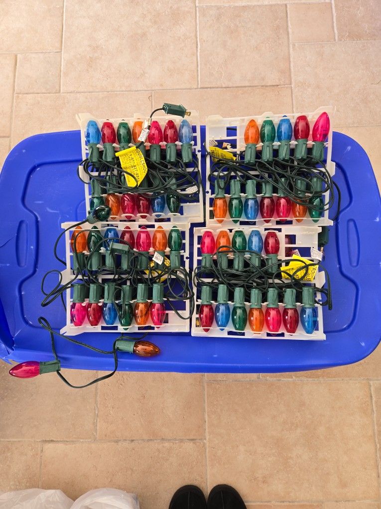Christmas Lights 4 Packs C9