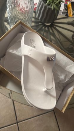 Micheal Kors Sandals