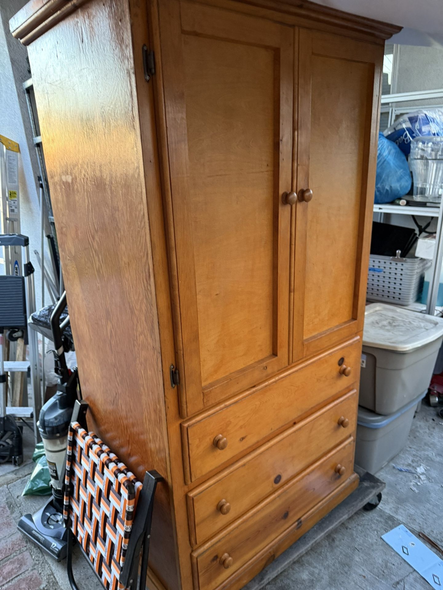 Wood Dresser