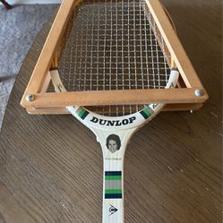 Evonne Goolagong Vtg Racket & Cover - Dunlop wooden Tennis Racquet L 4 1/2 Balls
