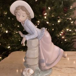 Super Cute Lladro Girl And Dog Figurine 